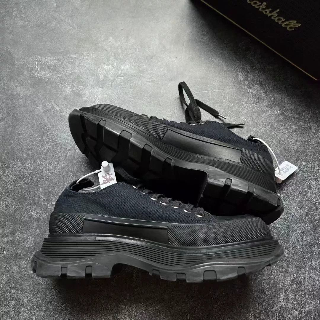 Alexander McQueen Alexander McQueen Black Boots 38 Women Size US 7.5 / IT 37.5 - 2 Thumbnail