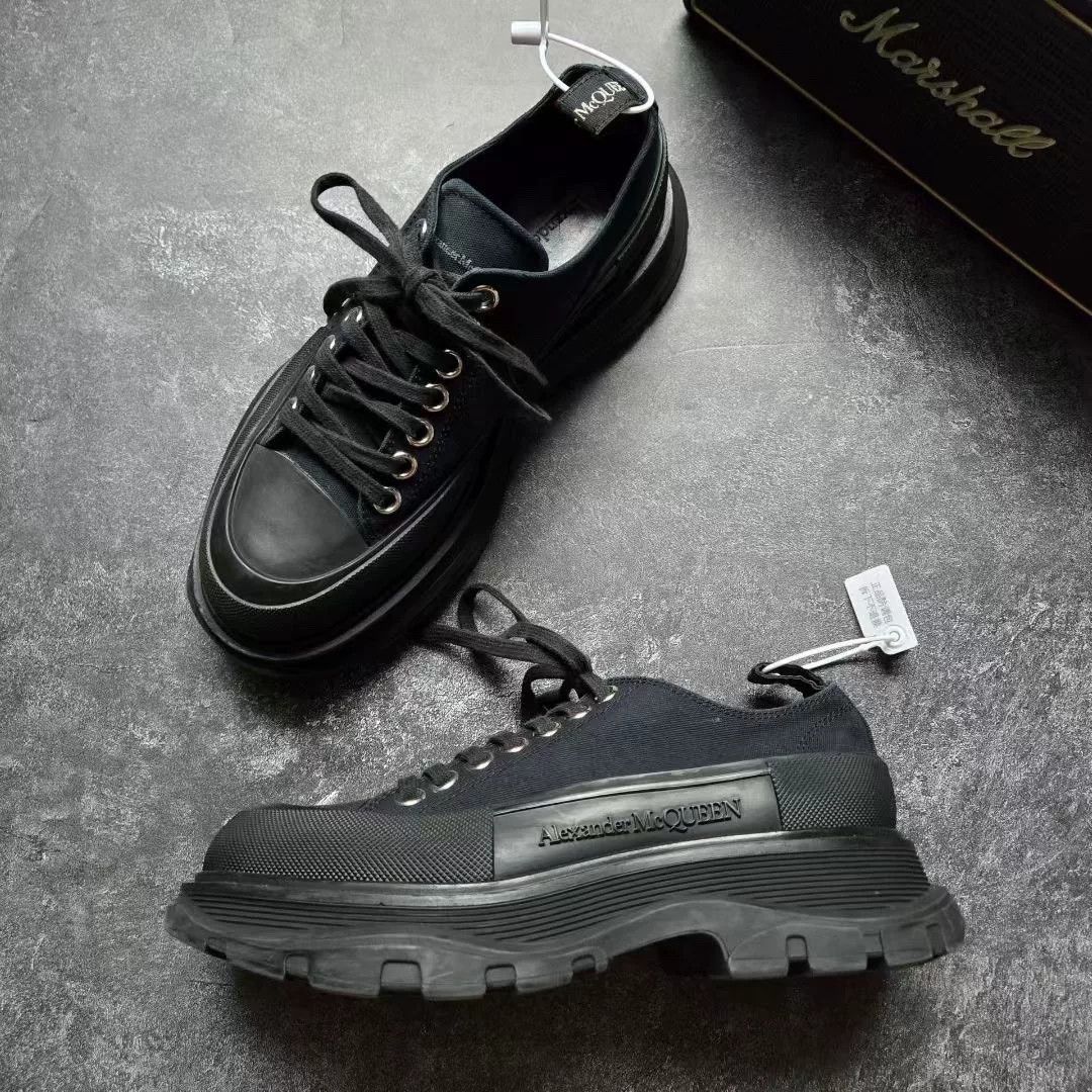 Alexander McQueen Alexander McQueen Black Boots 38 Women Size US 7.5 / IT 37.5 - 4 Thumbnail