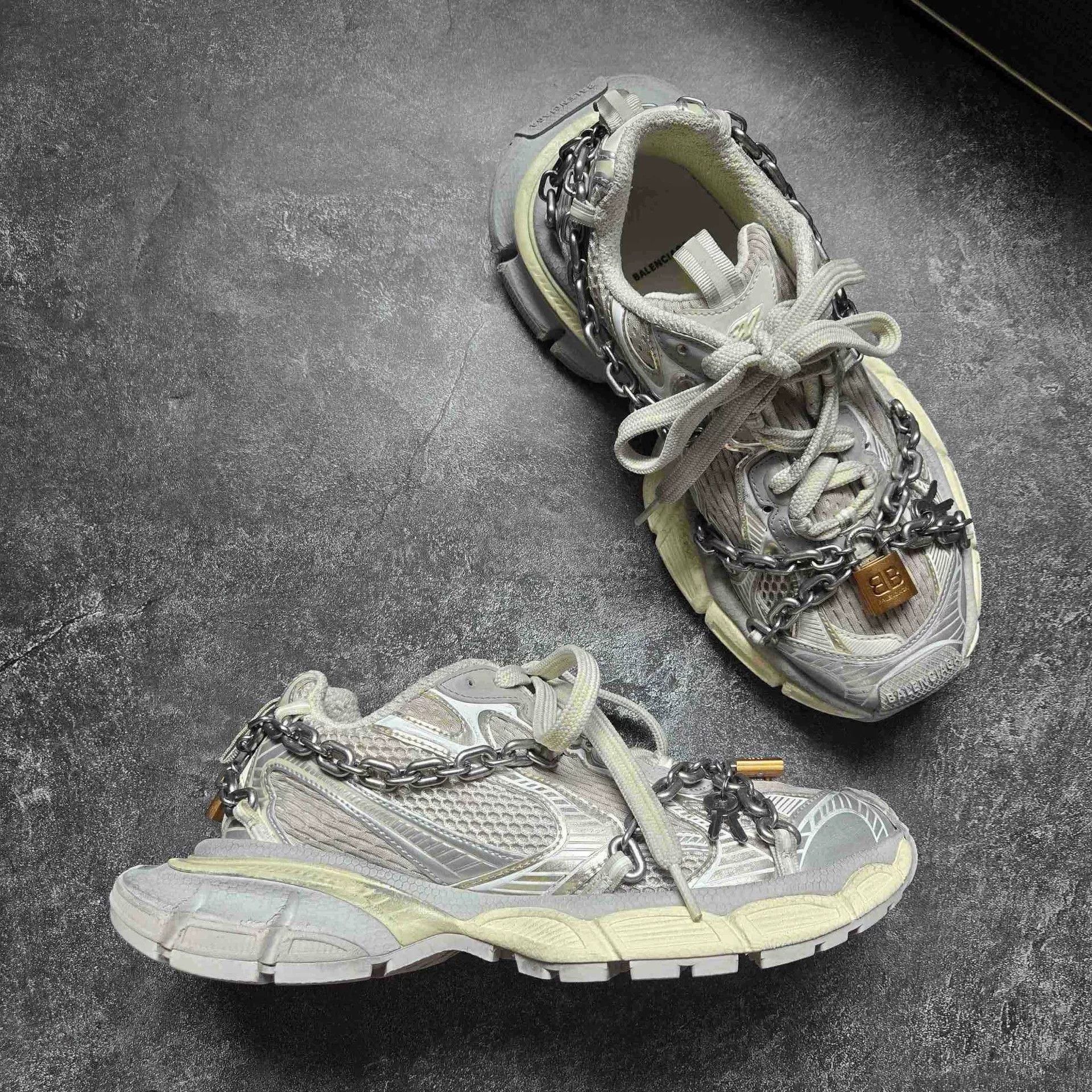 Balenciaga Balenciaga Beige Lowtop Sneakers XXXL Men Size US 10 / EU 43 - 5 Thumbnail