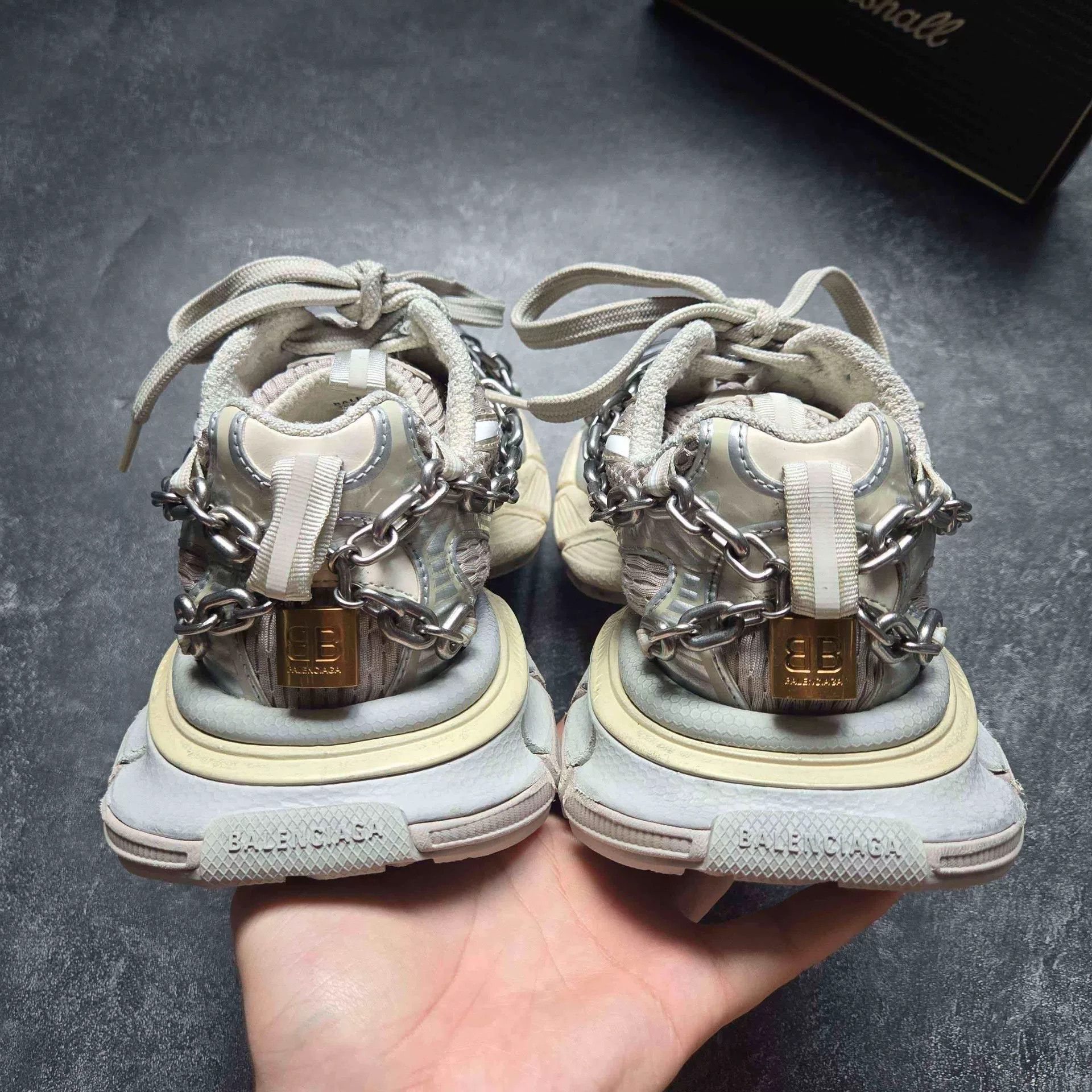 Balenciaga Balenciaga Beige Lowtop Sneakers XXXL Men Size US 10 / EU 43 - 6 Thumbnail