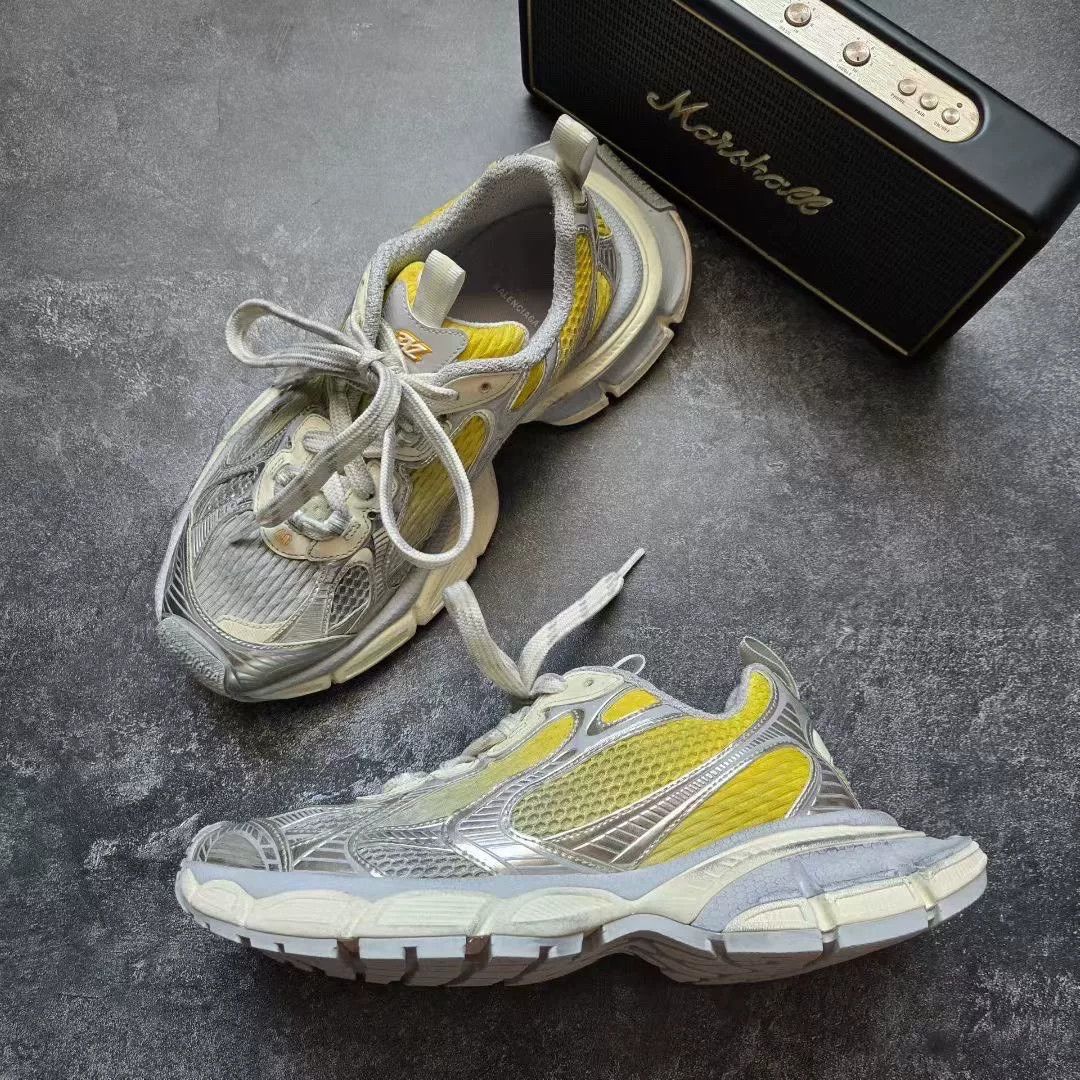 Balenciaga Balenciaga Silver Lowtop Sneakers XXXL Men Size US 10 / EU 43 - 4 Thumbnail