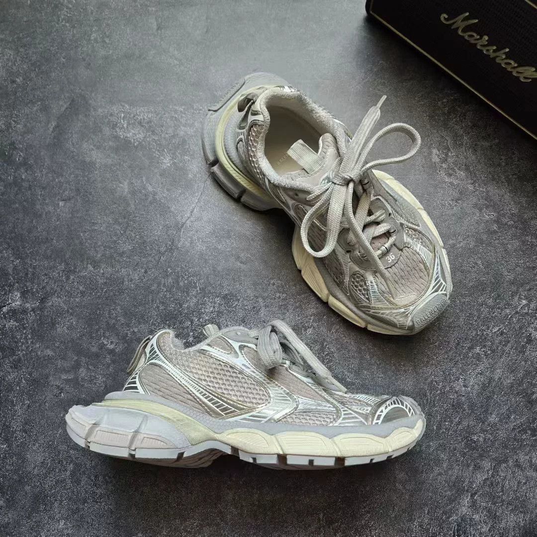 Balenciaga Balenciaga Beige Lowtop Sneakers XXXL Women Size US 8 / IT 38 - 5 Thumbnail