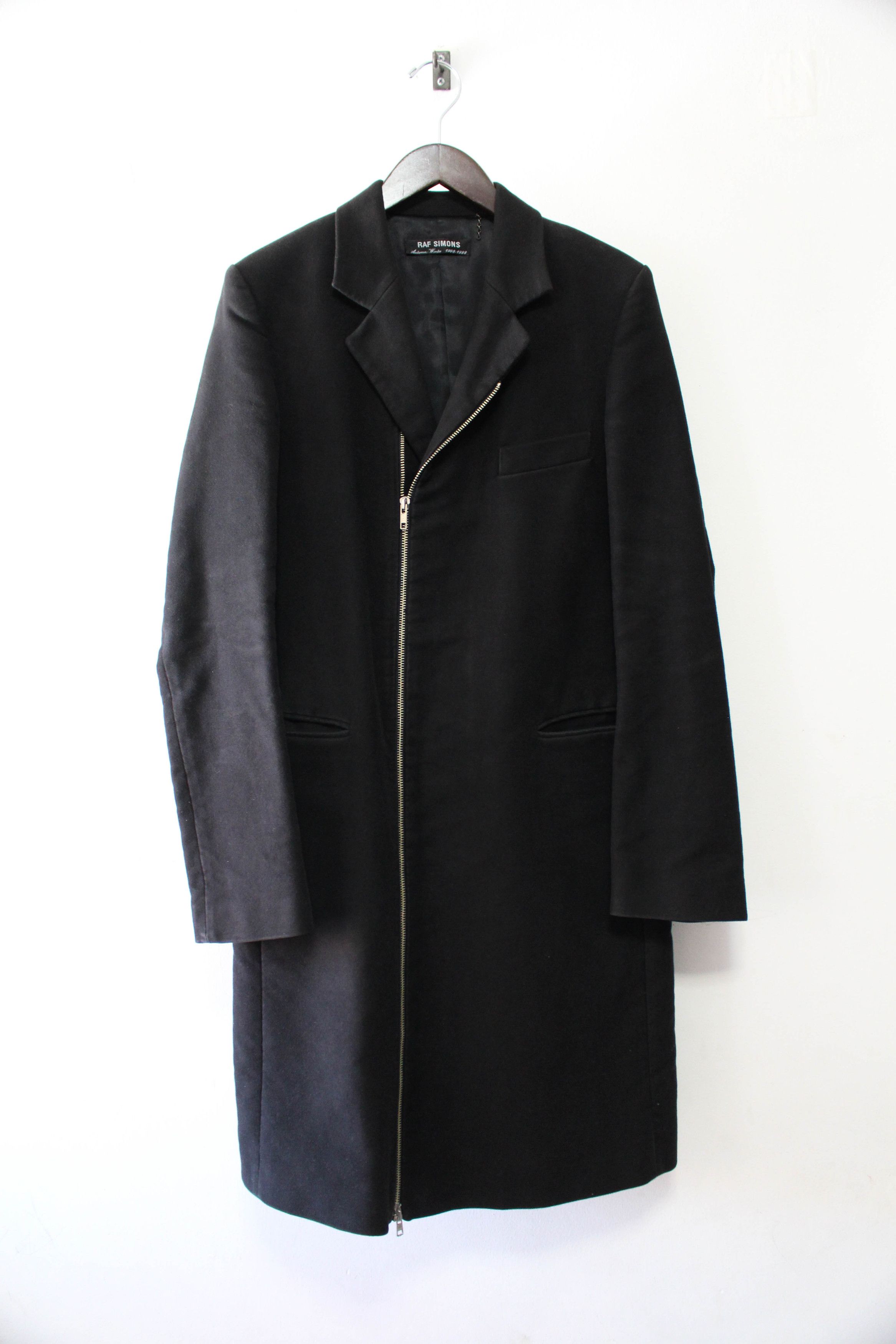 Raf Simons AW98 Moleskin Full Zip Chesterfield Coat | Grailed Raf Simons AW98 Moleskin Full Zip Chesterfield Coat | Grailed