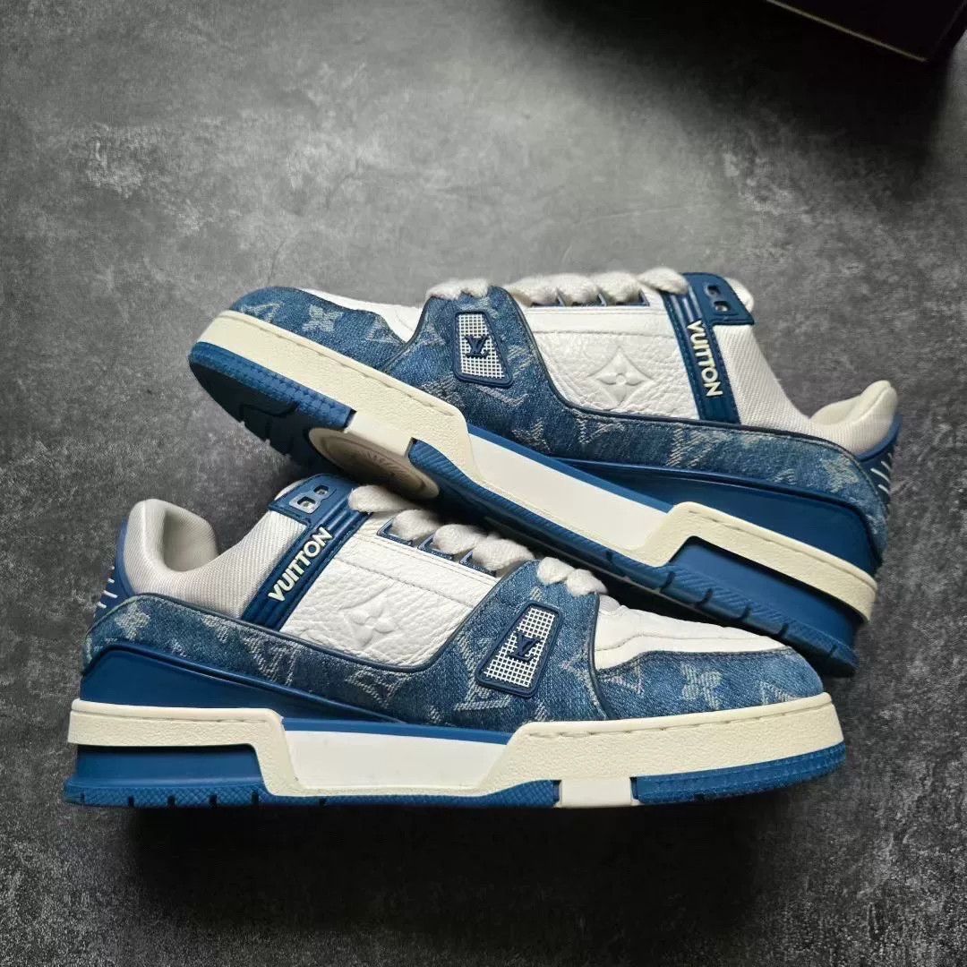 Louis Vuitton Louis Vuitton Training Blue Lowtop Sneakers 40 Men Size US 7.5 / EU 40-41 - 2 Thumbnail