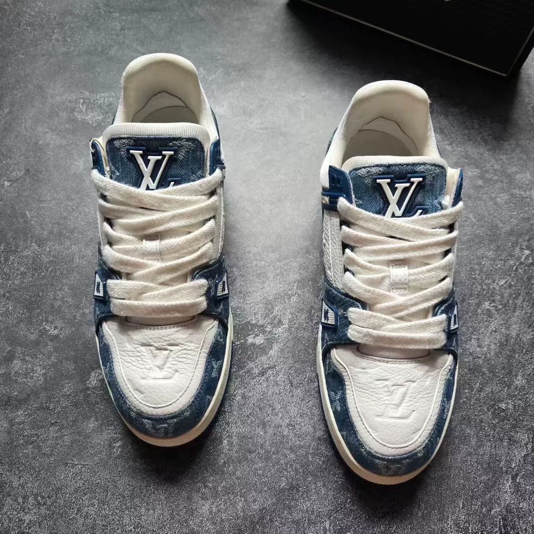Louis Vuitton Louis Vuitton Training Blue Lowtop Sneakers 40 Men Size US 7.5 / EU 40-41 - 3 Thumbnail