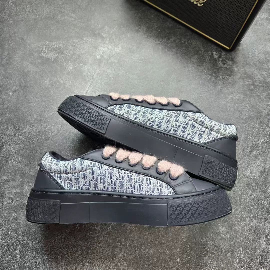 Dior Dior Collab Limited Blue Lowtop Sneakers 37 Women Size US 6.5 / IT 36.5 - 2 Thumbnail