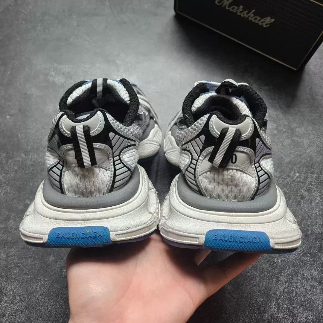 Balenciaga Balenciaga Distressed Blue Lowtop Sneakers XXXL Men Size US 10 / EU 43 - 6 Thumbnail