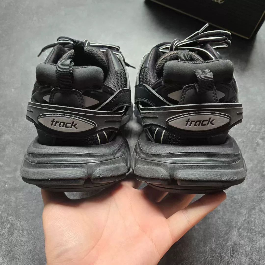 Balenciaga Balenciaga Black Lowtop Sneakers 42 Men Size US 9 / EU 42 - 6 Thumbnail