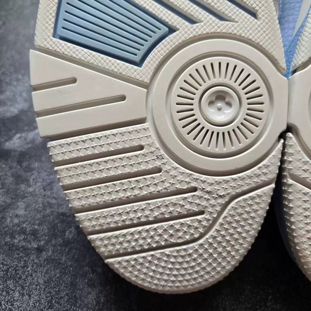 Louis Vuitton Louis Vuitton Training Blue Lowtop Sneakers 41 Men Size US 8.5 / EU 41-42 - 7 Thumbnail