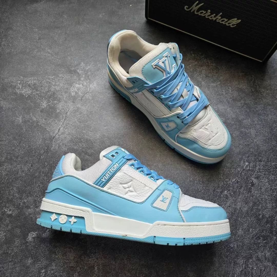 Louis Vuitton Louis Vuitton Training Blue Lowtop Sneakers 38 Women Size US 7.5 / IT 37.5 - 5 Thumbnail