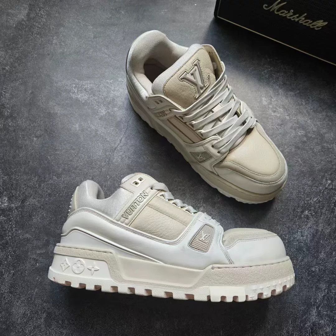 Louis Vuitton Louis Vuitton Training White Lowtop Sneakers 40 Men Size US 7.5 / EU 40-41 - 5 Thumbnail