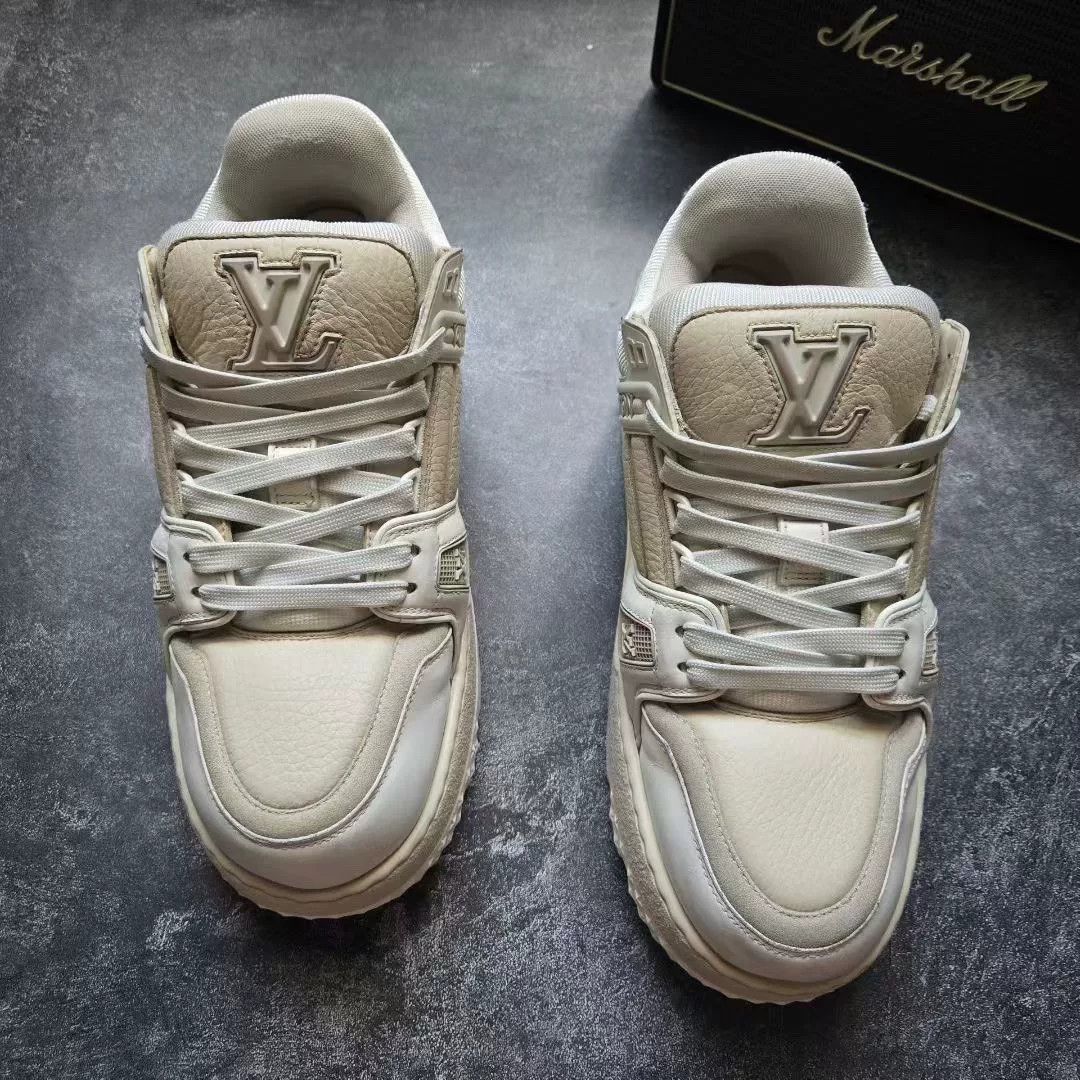 Louis Vuitton Louis Vuitton Training White Lowtop Sneakers 40 Men Size US 7.5 / EU 40-41 - 3 Thumbnail