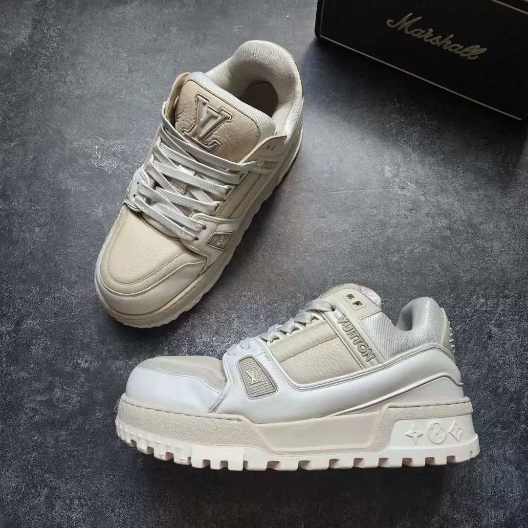 Louis Vuitton Louis Vuitton Training White Lowtop Sneakers 40 Men Size US 7.5 / EU 40-41 - 4 Thumbnail