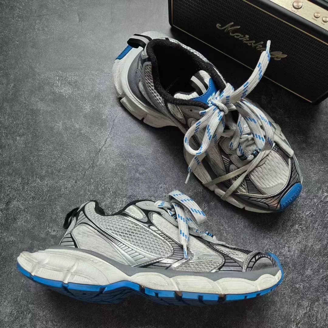 Balenciaga Balenciaga Distressed Blue Lowtop Sneakers XXXL Men Size US 10 / EU 43 - 5 Thumbnail