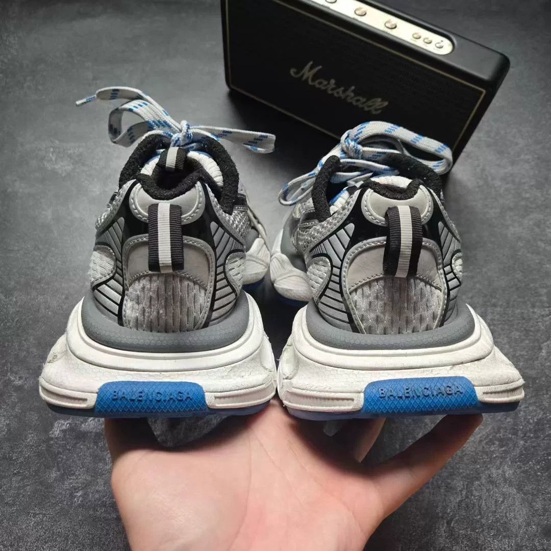 Balenciaga Balenciaga Distressed Blue Lowtop Sneakers XXXL Men Size US 10 / EU 43 - 6 Thumbnail