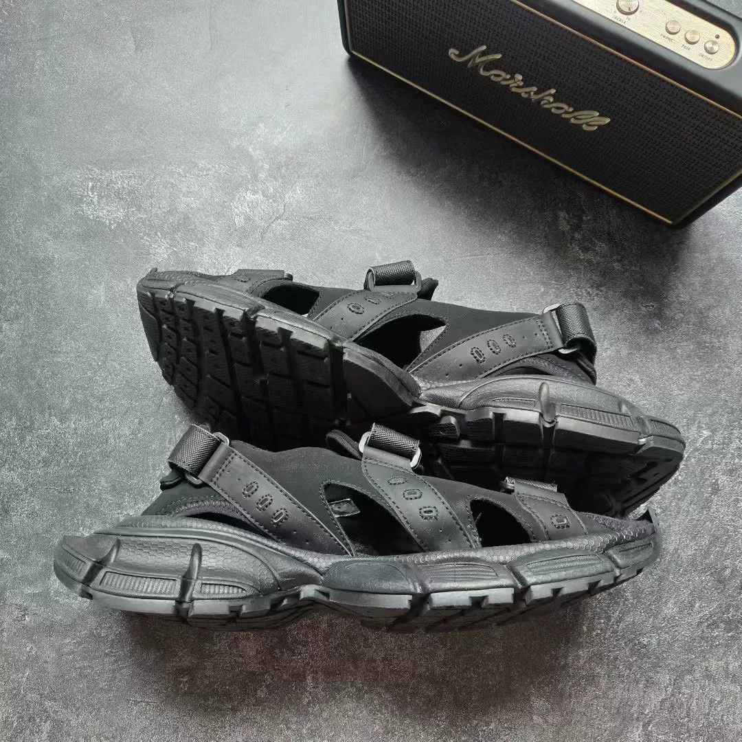 Balenciaga Balenciaga Black Sandals 41 Men Size US 8.5 / EU 41-42 - 2 Thumbnail