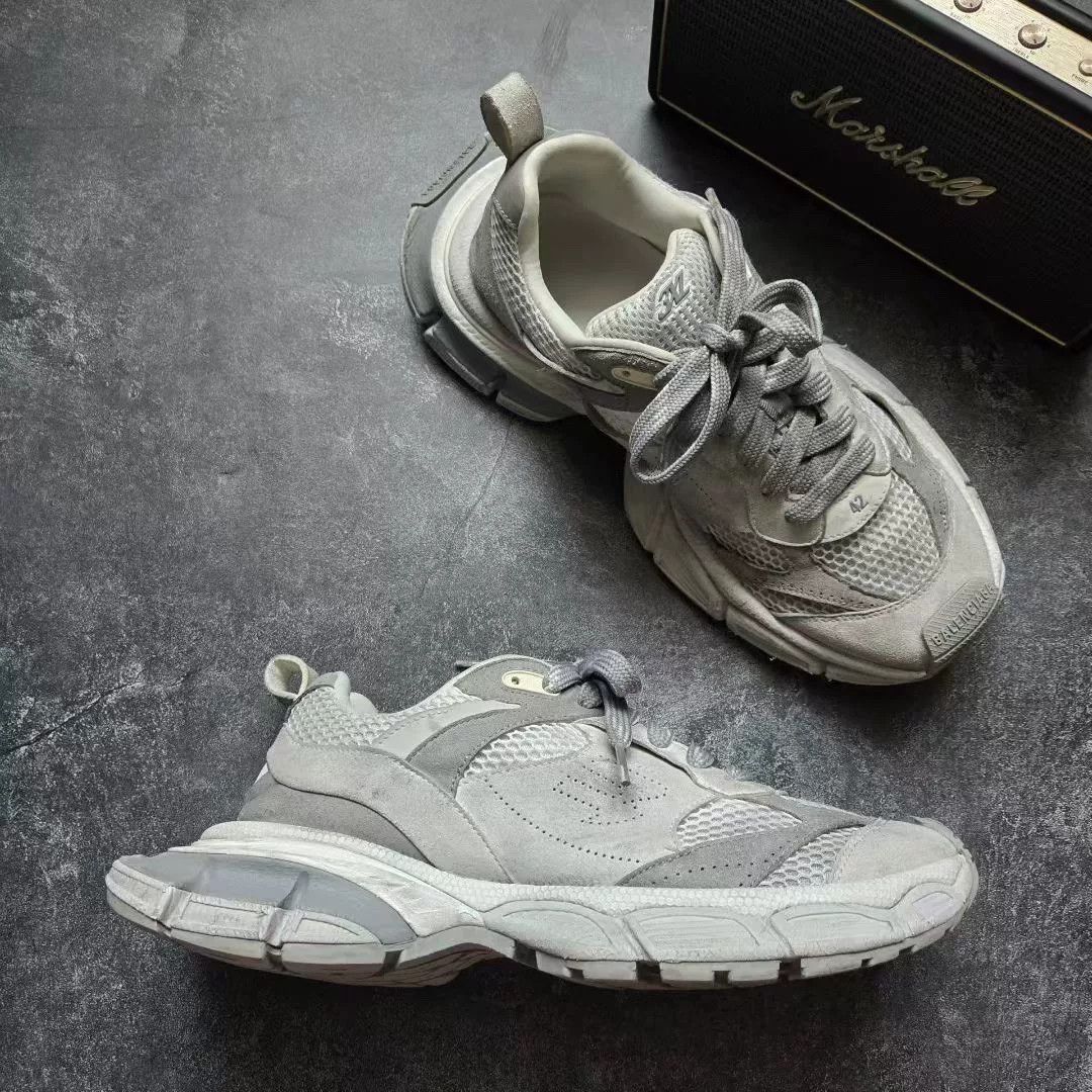 Balenciaga Balenciaga Gray Lowtop Sneakers XXXL Men Size US 10 / EU 43 - 5 Thumbnail