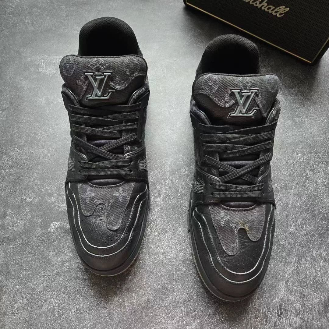 Louis Vuitton Louis Vuitton Training Lowtop Sneakers 10 Men Size US 10 / EU 43 - 3 Thumbnail