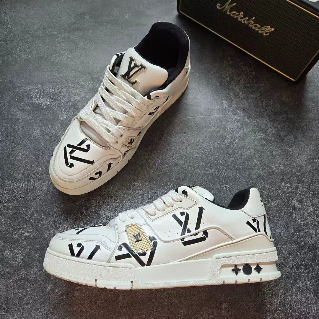 Louis Vuitton Louis Vuitton Training Black Lowtop Sneakers 41 Men Size US 8.5 / EU 41-42 - 4 Thumbnail