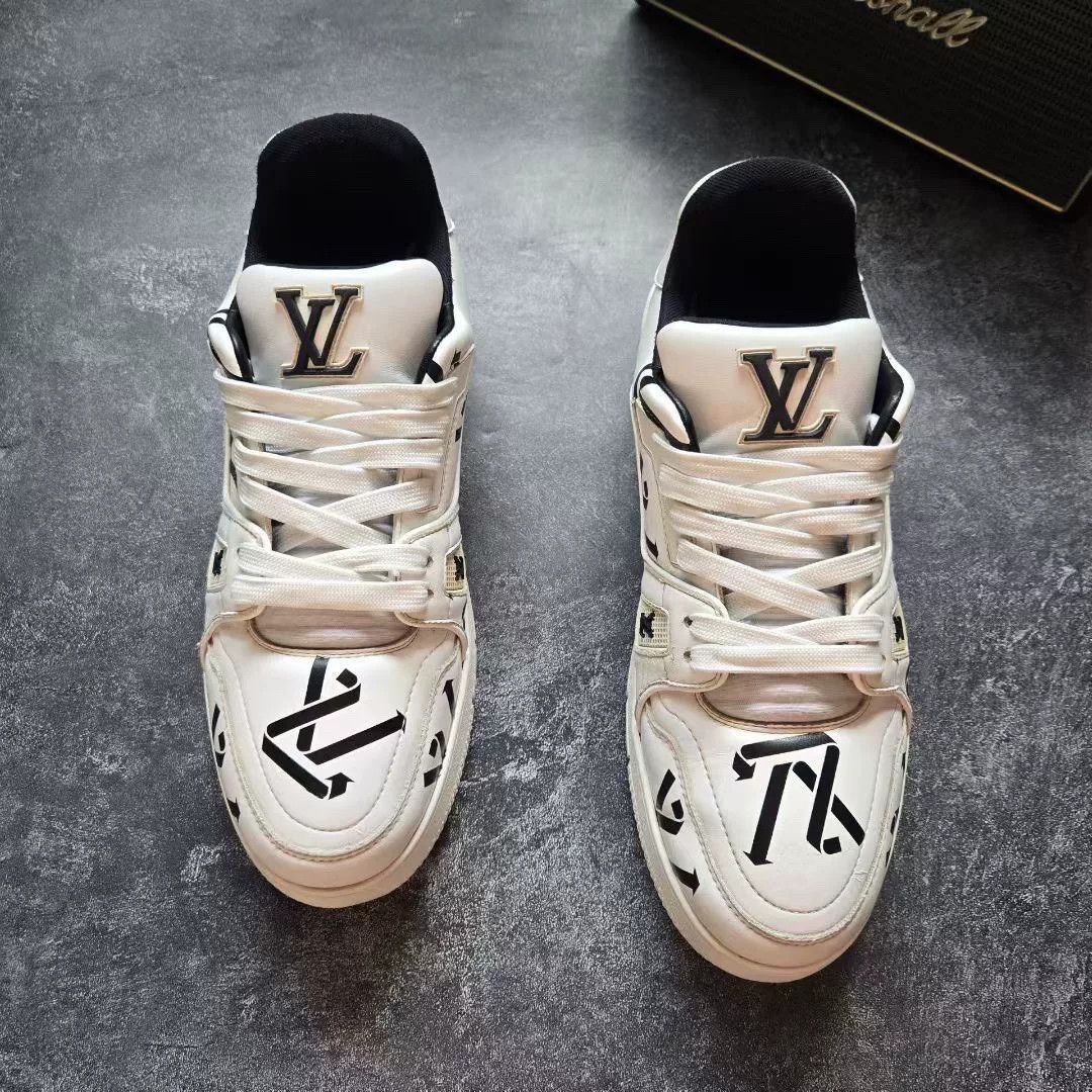 Louis Vuitton Louis Vuitton Training Black Lowtop Sneakers 41 Men Size US 8.5 / EU 41-42 - 3 Thumbnail