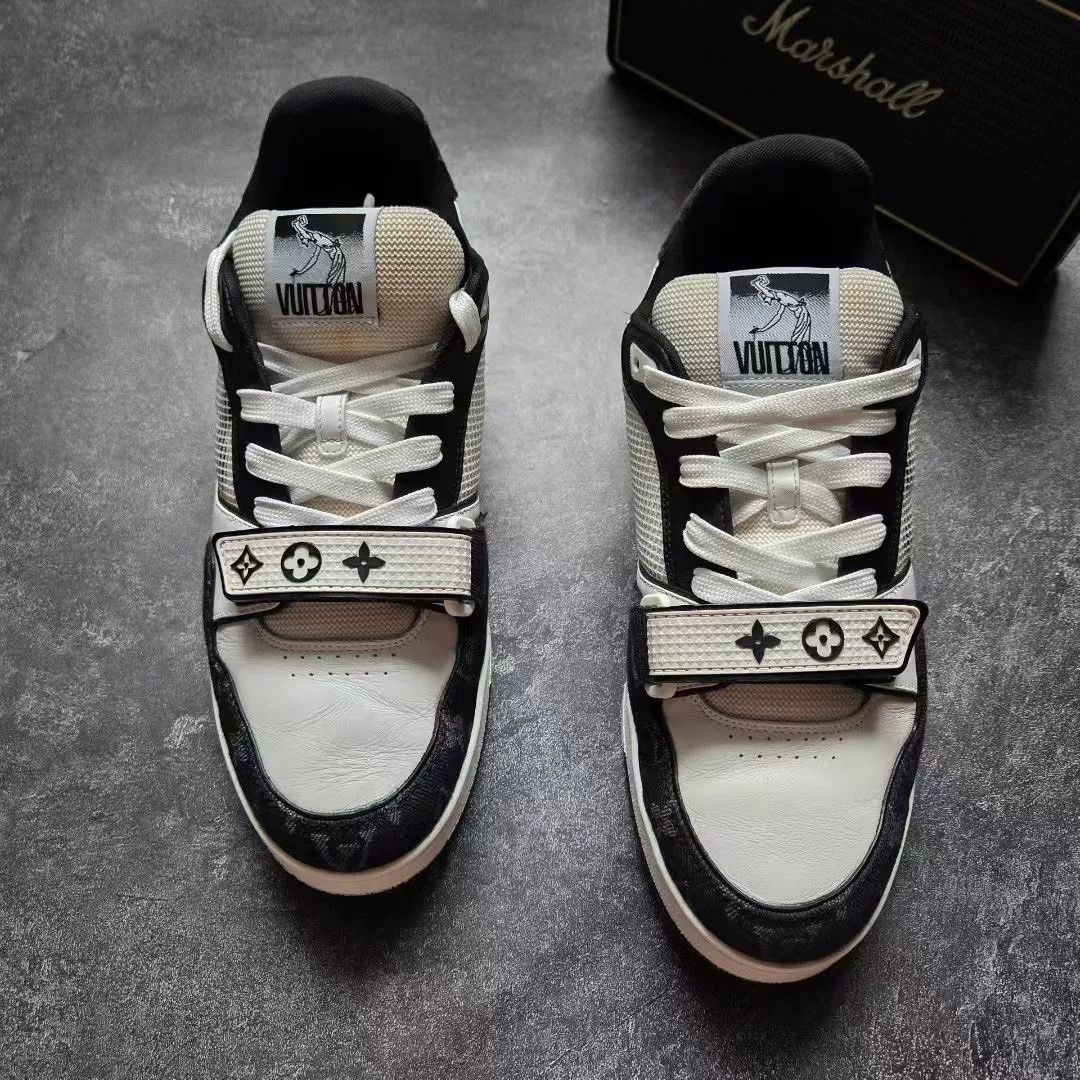 Louis Vuitton Louis Vuitton Training Black Lowtop Sneakers 42 Men Size US 9 / EU 42 - 3 Thumbnail