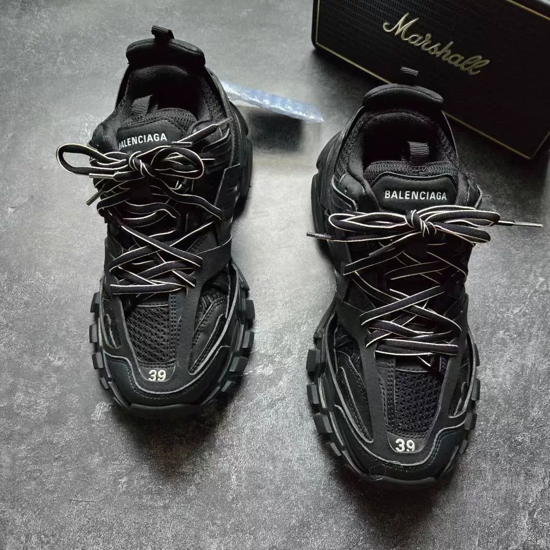 Balenciaga Balenciaga Black Lowtop Sneakers 39 Men Size US 6.5 / EU 39-40 - 3 Thumbnail