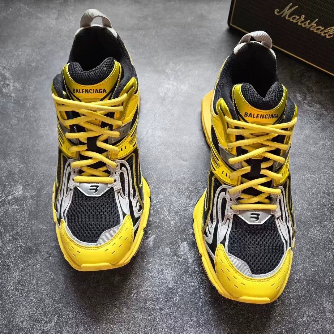 Balenciaga Balenciaga Yellow Lowtop Sneakers 41 Men Size US 8.5 / EU 41-42 - 3 Thumbnail