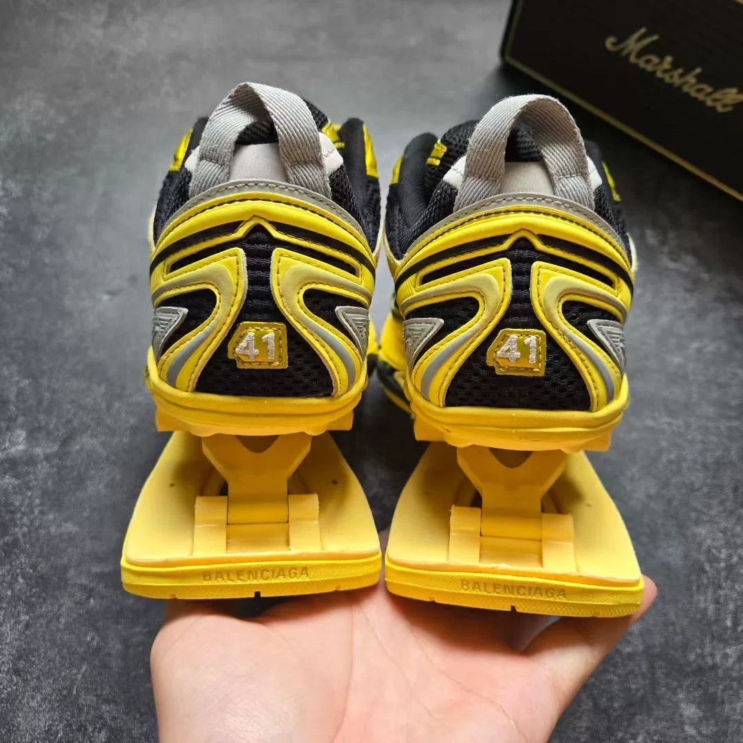 Balenciaga Balenciaga Yellow Lowtop Sneakers 41 Men Size US 8.5 / EU 41-42 - 6 Thumbnail