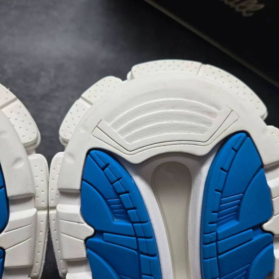Balenciaga Balenciaga Collab Blue Lowtop Sneakers 41 Men Size US 8.5 / EU 41-42 - 8 Thumbnail