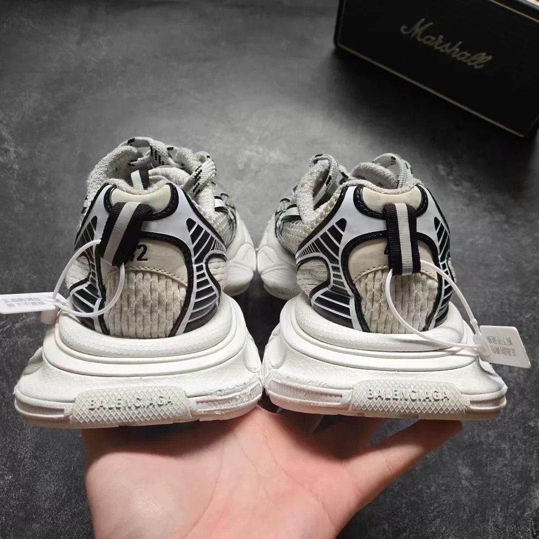 Balenciaga Balenciaga Black Lowtop Sneakers XXXL Men Size US 10 / EU 43 - 6 Thumbnail