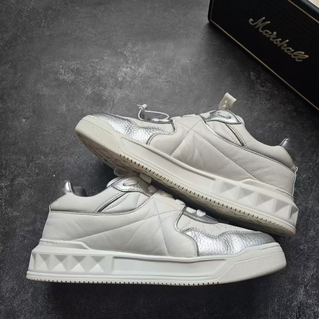 Valentino Valentino White Lowtop Sneakers 41 Men Size US 8.5 / EU 41-42 - 2 Thumbnail