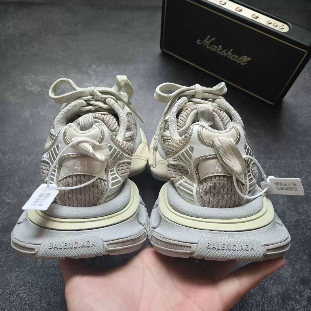 Balenciaga Balenciaga Beige Lowtop Sneakers XXXL Men Size US 10 / EU 43 - 6 Thumbnail