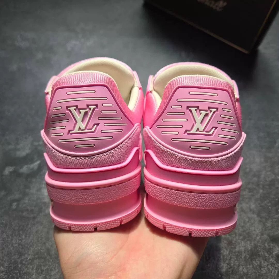 Louis Vuitton Louis Vuitton Training Pink Lowtop Sneakers 25 Women Size US 8 / IT 38 - 6 Thumbnail