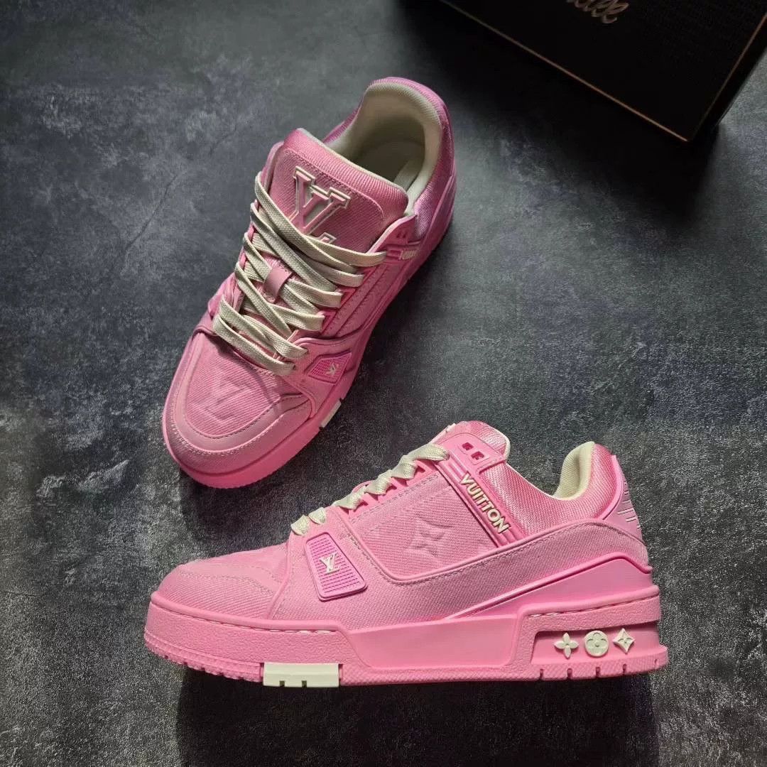 Louis Vuitton Louis Vuitton Training Pink Lowtop Sneakers 25 Women Size US 8 / IT 38 - 4 Thumbnail