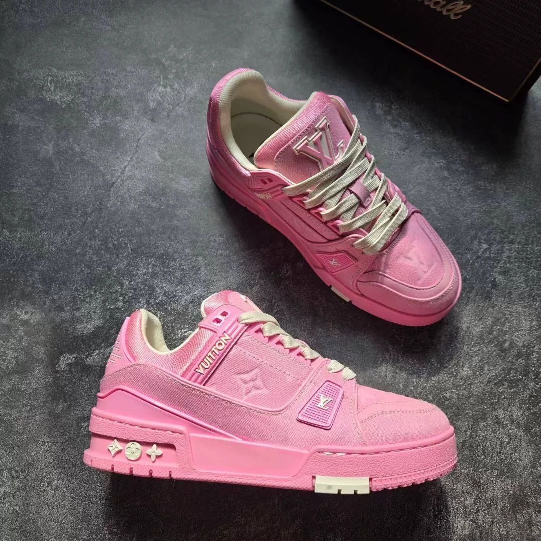 Louis Vuitton Louis Vuitton Training Pink Lowtop Sneakers 25 Women Size US 8 / IT 38 - 5 Thumbnail