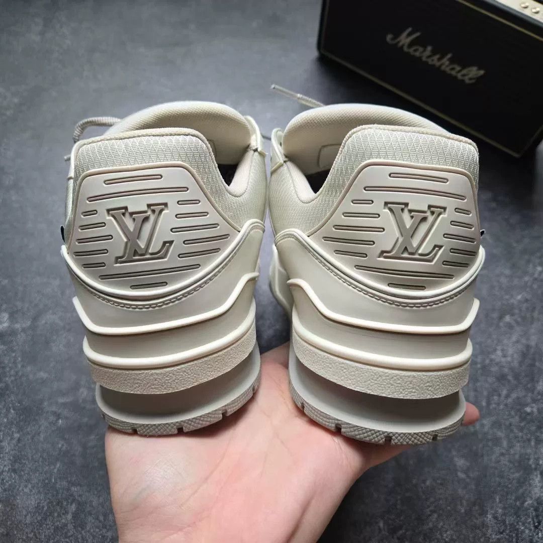 Louis Vuitton Louis Vuitton Training White Lowtop Sneakers 41 Men Size US 8.5 / EU 41-42 - 6 Thumbnail