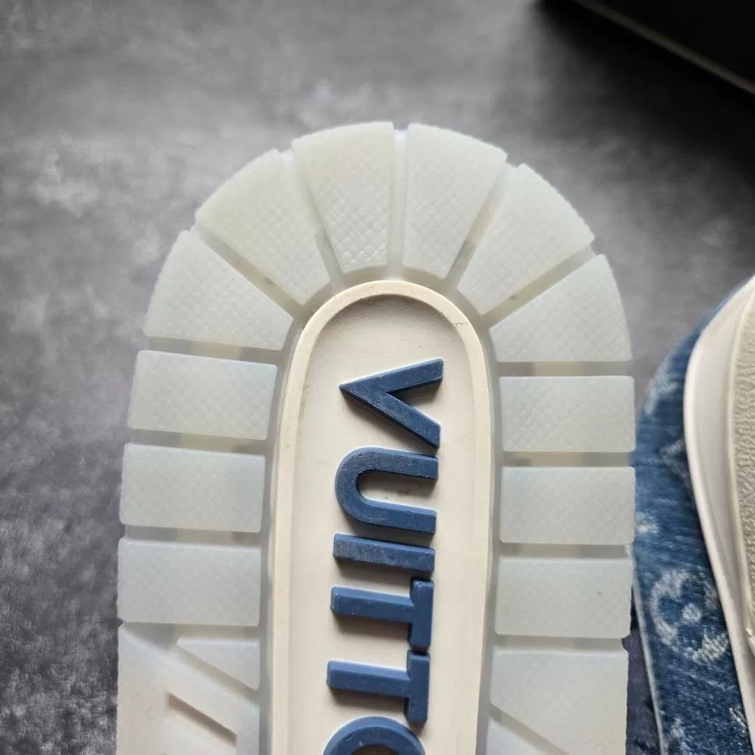 Louis Vuitton Louis Vuitton Training Blue Lowtop Sneakers 41 Men Size US 8.5 / EU 41-42 - 8 Thumbnail