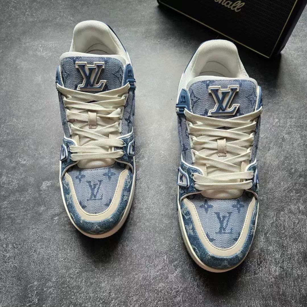 Louis Vuitton Louis Vuitton Training Blue Lowtop Sneakers 41 Men Size US 8.5 / EU 41-42 - 3 Thumbnail