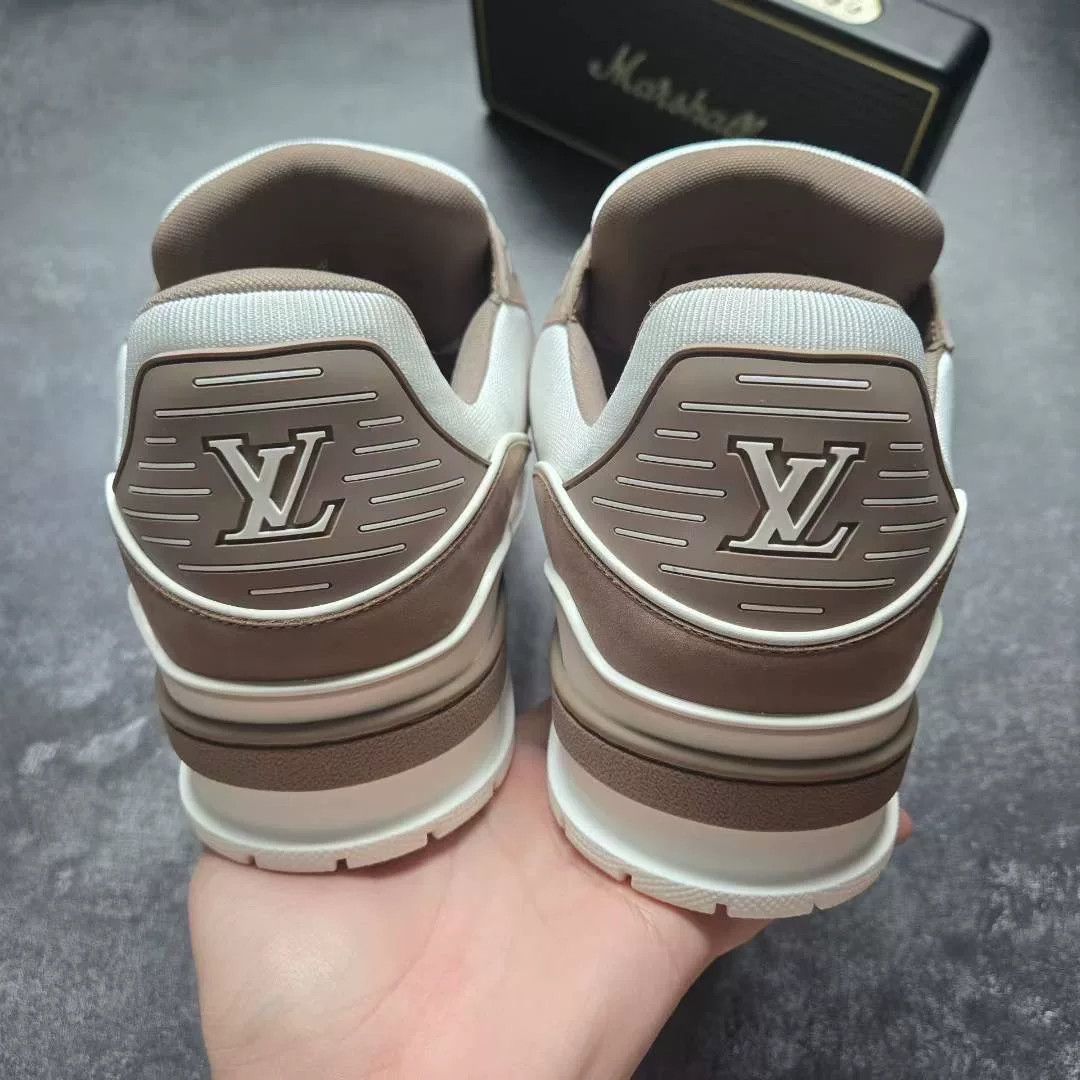 Louis Vuitton Louis Vuitton Training Gray Lowtop Sneakers 11 Men Size US 11 / EU 44 - 6 Thumbnail