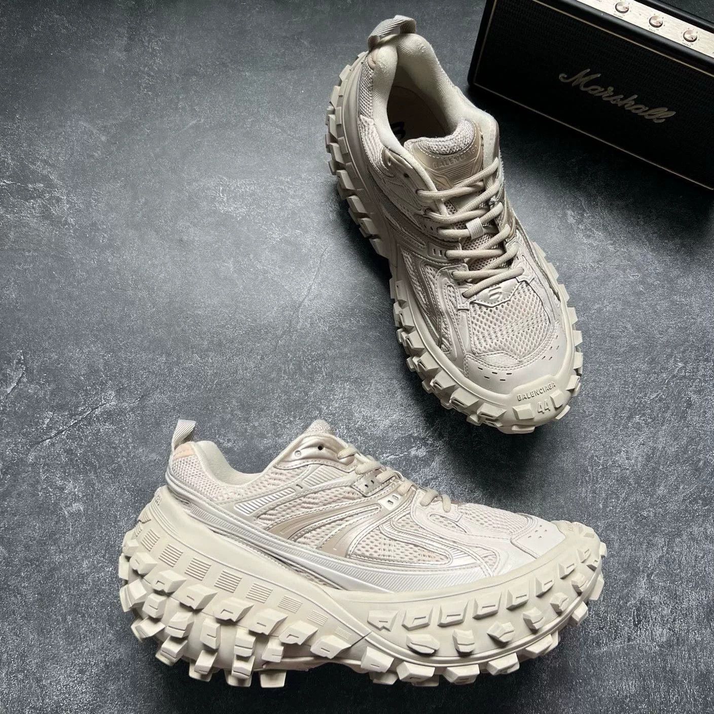 Balenciaga Balenciaga Gray Lowtop Sneakers 44 Men Size US 10.5 / EU 43-44 - 5 Thumbnail