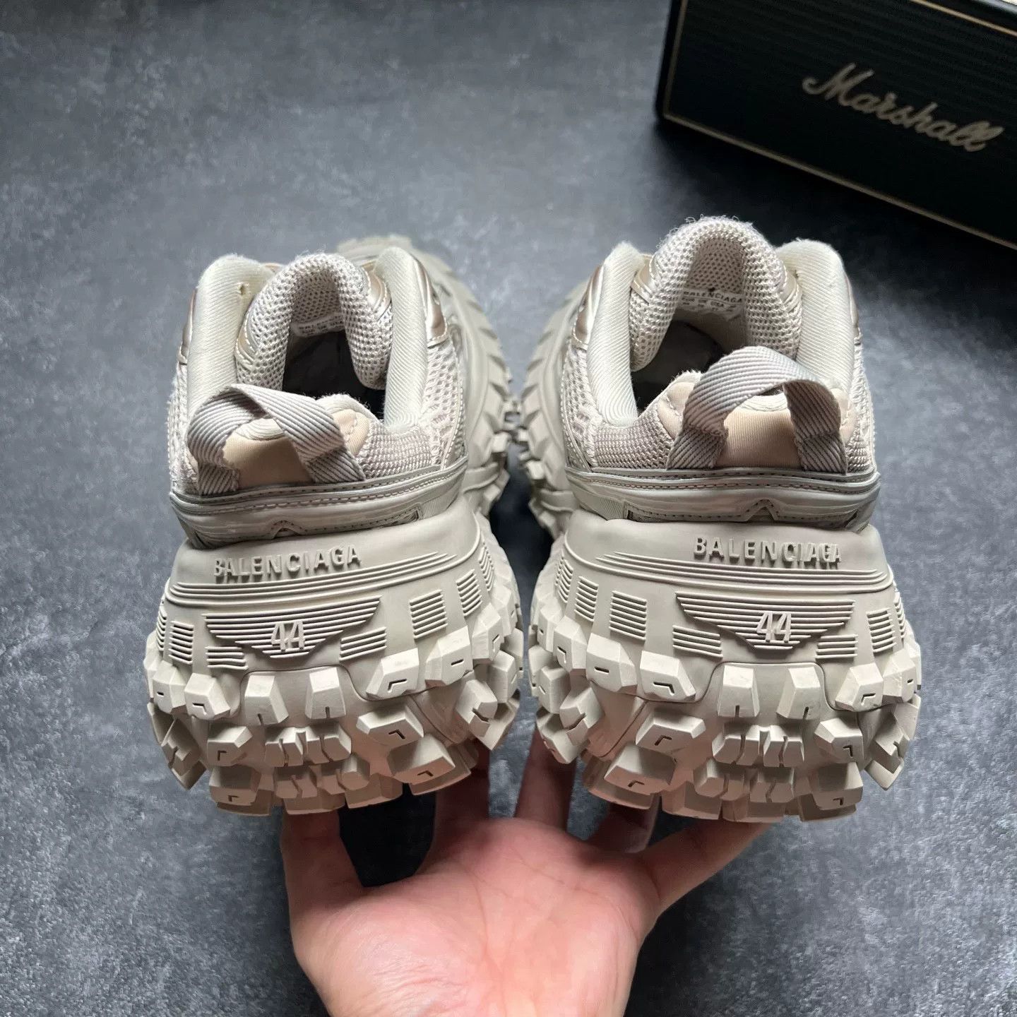 Balenciaga Balenciaga Gray Lowtop Sneakers 44 Men Size US 10.5 / EU 43-44 - 6 Thumbnail