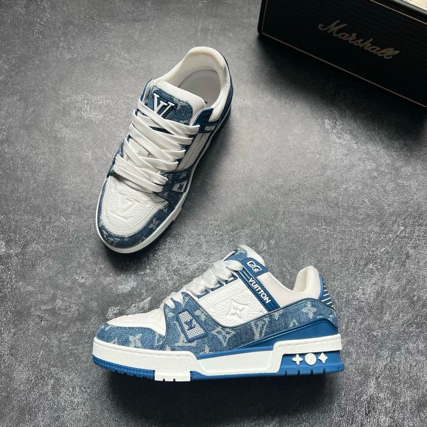 Louis Vuitton Louis Vuitton Training Blue Lowtop Sneakers 37 Women Size US 6.5 / IT 36.5 - 4 Thumbnail