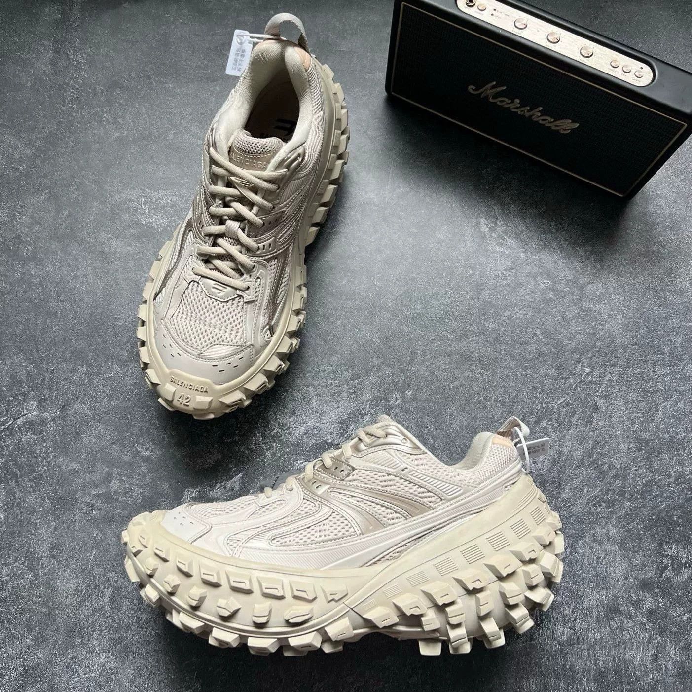 Balenciaga Balenciaga Gray Lowtop Sneakers 42 Men Size US 9 / EU 42 - 4 Thumbnail