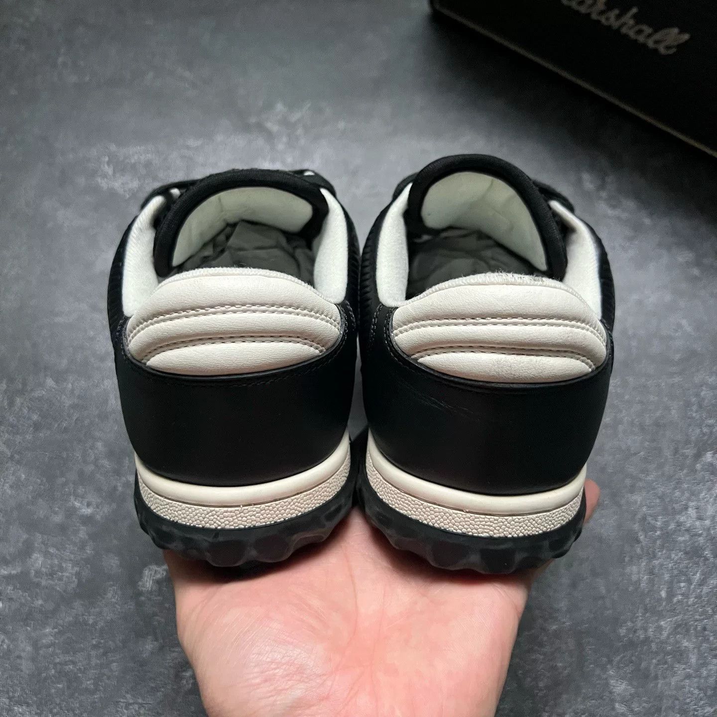 Gucci Gucci Black Lowtop Sneakers 5 Men Size US 5 / EU 37 - 6 Thumbnail