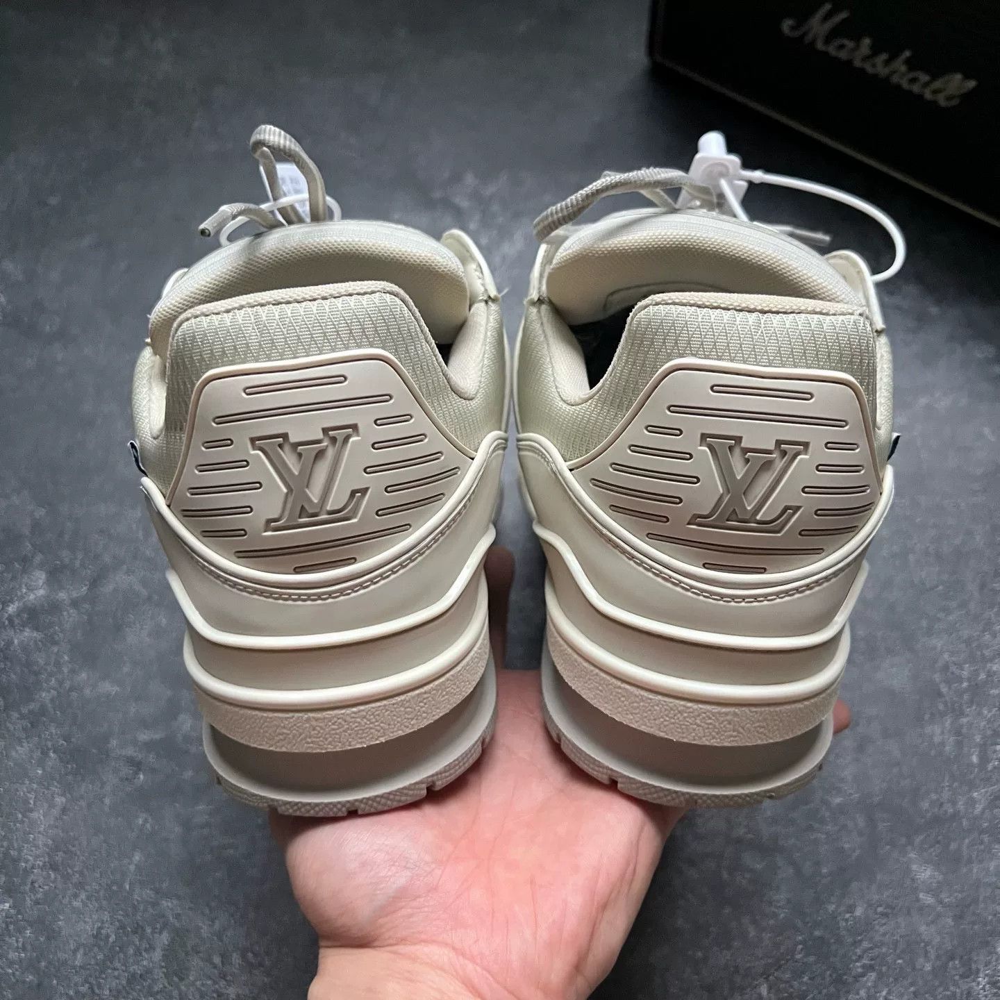 Louis Vuitton Louis Vuitton Training White Lowtop Sneakers 41 Men Size US 8.5 / EU 41-42 - 6 Thumbnail
