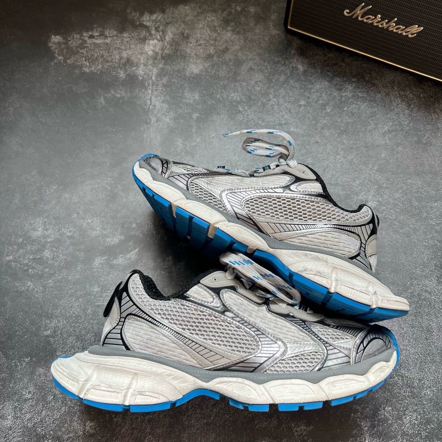 Balenciaga Balenciaga Blue Lowtop Sneakers XXXL Men Size US 10 / EU 43 - 2 Thumbnail