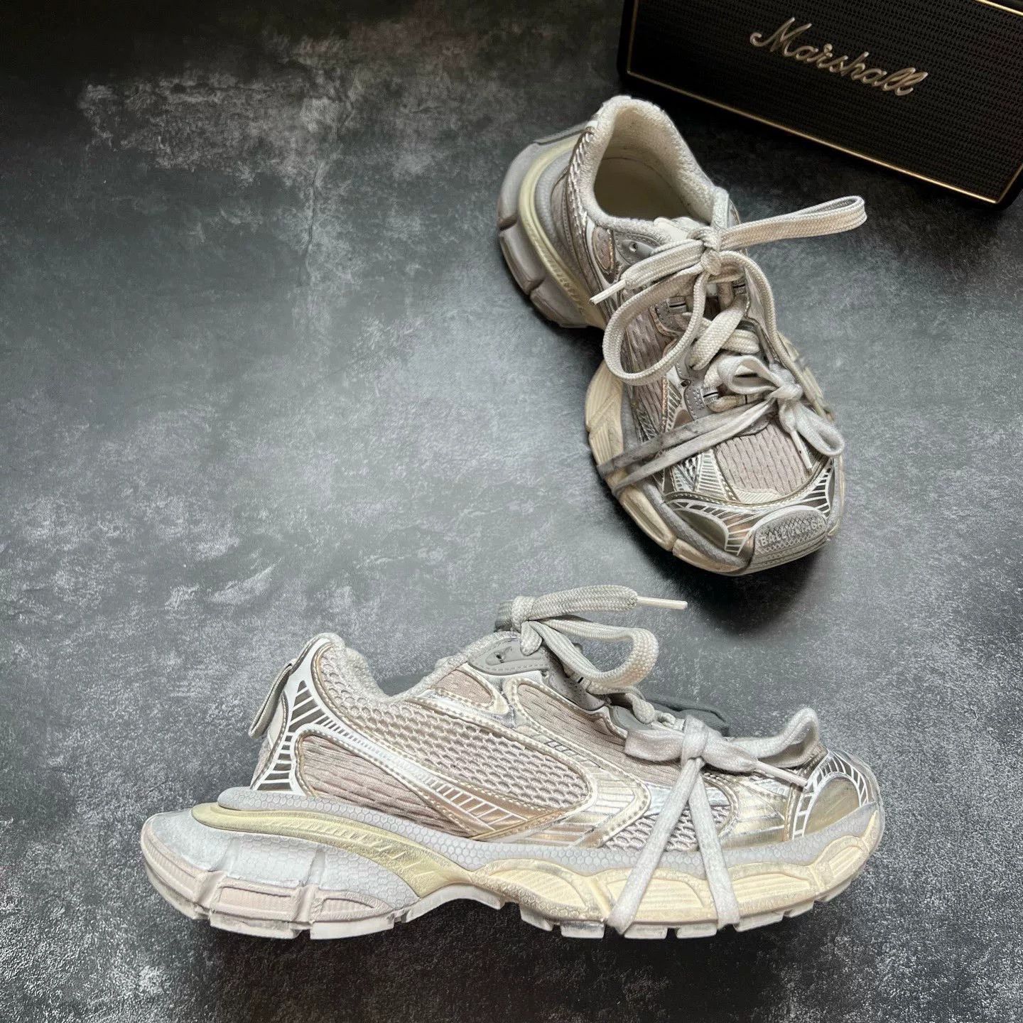 Balenciaga Balenciaga Beige Lowtop Sneakers XXXL Women Size US 8 / IT 38 - 5 Thumbnail