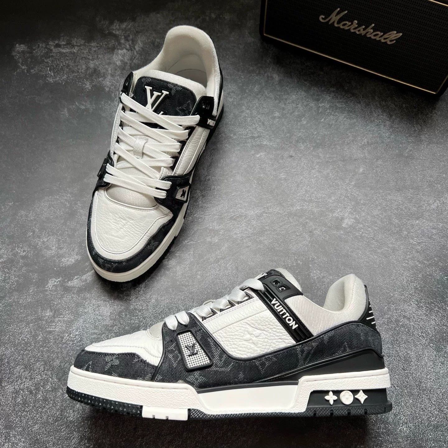 Louis Vuitton Louis Vuitton Training Black Lowtop Sneakers 41 Men Size US 8.5 / EU 41-42 - 4 Thumbnail