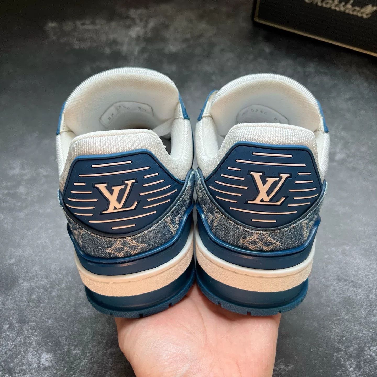 Louis Vuitton Louis Vuitton Training Blue Lowtop Sneakers 42 Men Size US 9 / EU 42 - 6 Thumbnail