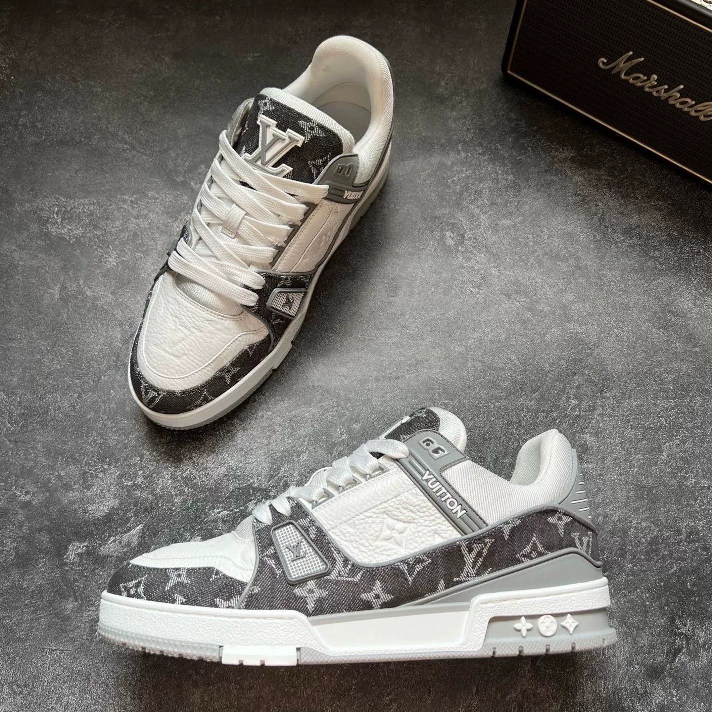 Louis Vuitton Louis Vuitton Training White Lowtop Sneakers 42 Men Size US 9 / EU 42 - 4 Thumbnail